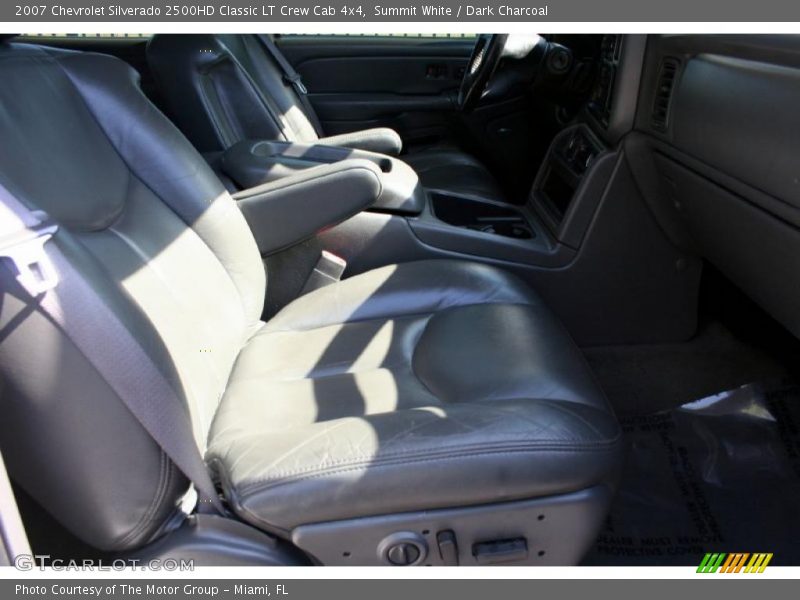Summit White / Dark Charcoal 2007 Chevrolet Silverado 2500HD Classic LT Crew Cab 4x4