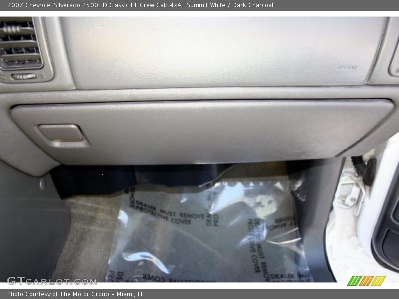 Summit White / Dark Charcoal 2007 Chevrolet Silverado 2500HD Classic LT Crew Cab 4x4