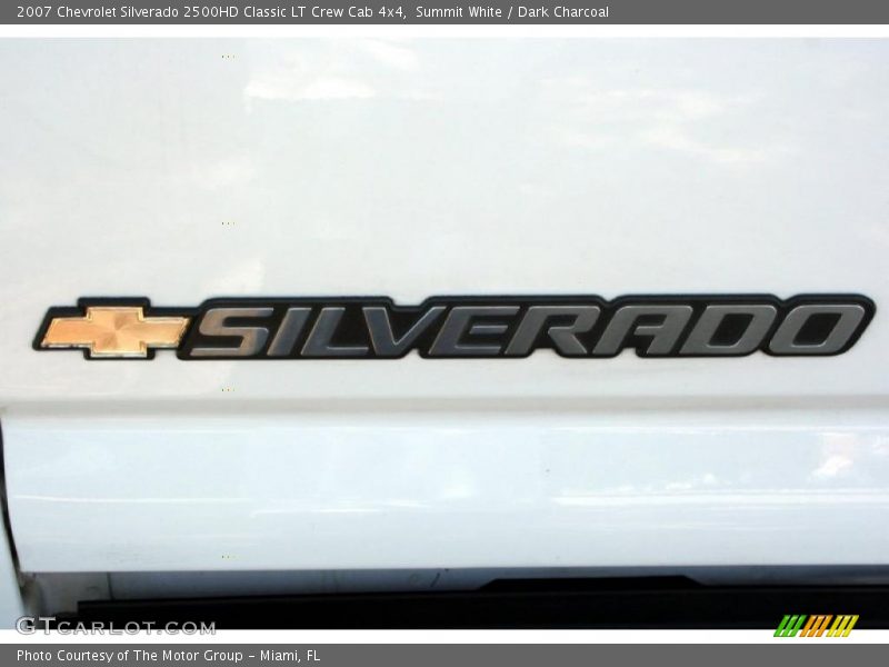 Summit White / Dark Charcoal 2007 Chevrolet Silverado 2500HD Classic LT Crew Cab 4x4