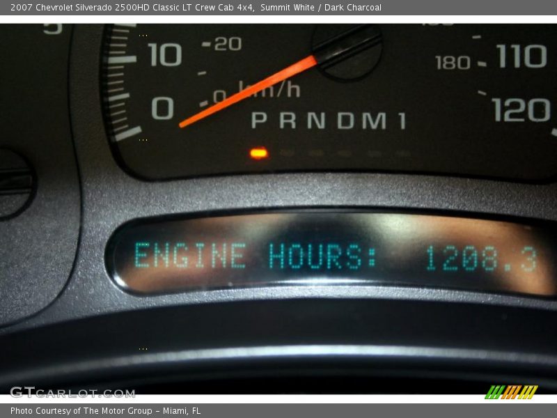 Summit White / Dark Charcoal 2007 Chevrolet Silverado 2500HD Classic LT Crew Cab 4x4