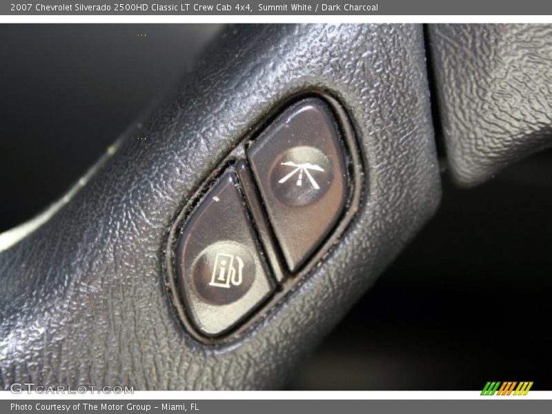 Summit White / Dark Charcoal 2007 Chevrolet Silverado 2500HD Classic LT Crew Cab 4x4