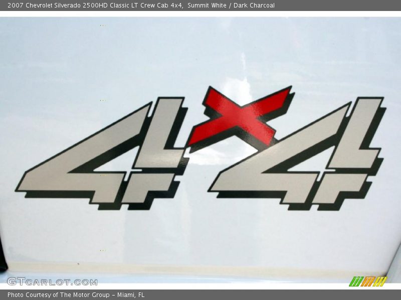 Summit White / Dark Charcoal 2007 Chevrolet Silverado 2500HD Classic LT Crew Cab 4x4