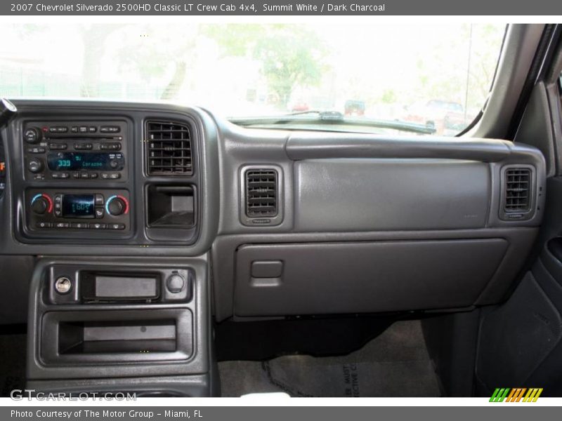 Summit White / Dark Charcoal 2007 Chevrolet Silverado 2500HD Classic LT Crew Cab 4x4