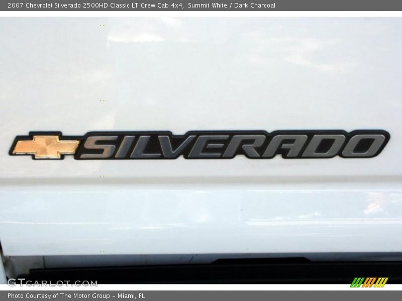 Summit White / Dark Charcoal 2007 Chevrolet Silverado 2500HD Classic LT Crew Cab 4x4