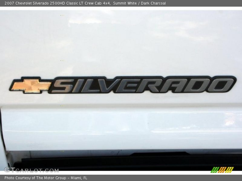 Summit White / Dark Charcoal 2007 Chevrolet Silverado 2500HD Classic LT Crew Cab 4x4