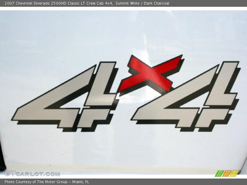 Summit White / Dark Charcoal 2007 Chevrolet Silverado 2500HD Classic LT Crew Cab 4x4