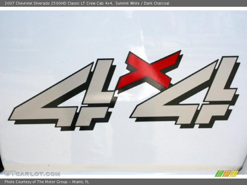 Summit White / Dark Charcoal 2007 Chevrolet Silverado 2500HD Classic LT Crew Cab 4x4