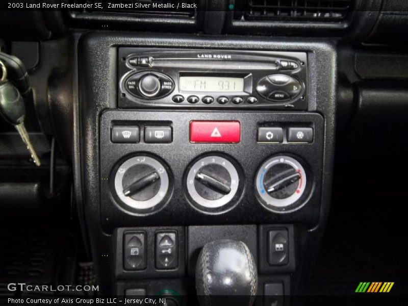 Zambezi Silver Metallic / Black 2003 Land Rover Freelander SE