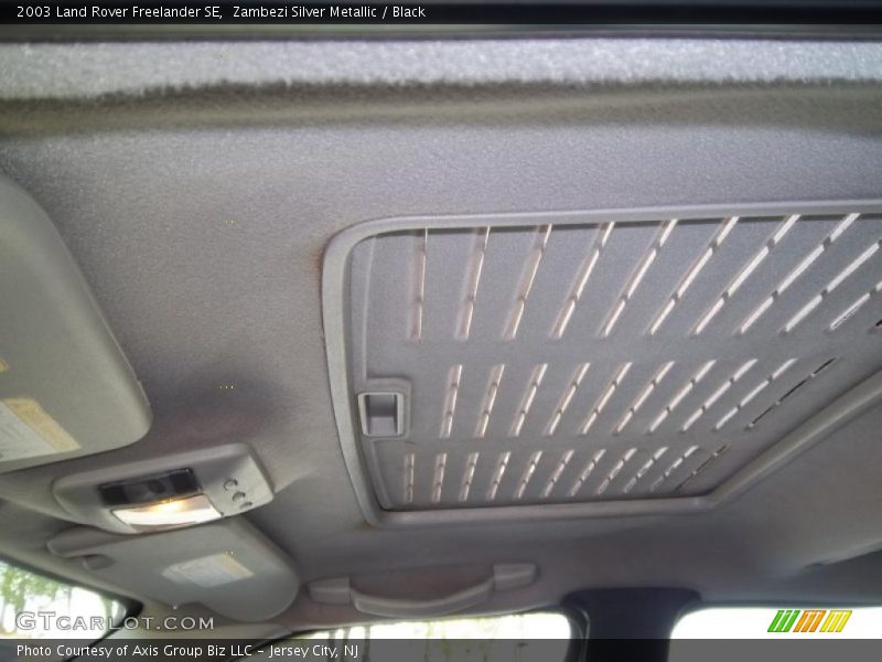 Zambezi Silver Metallic / Black 2003 Land Rover Freelander SE