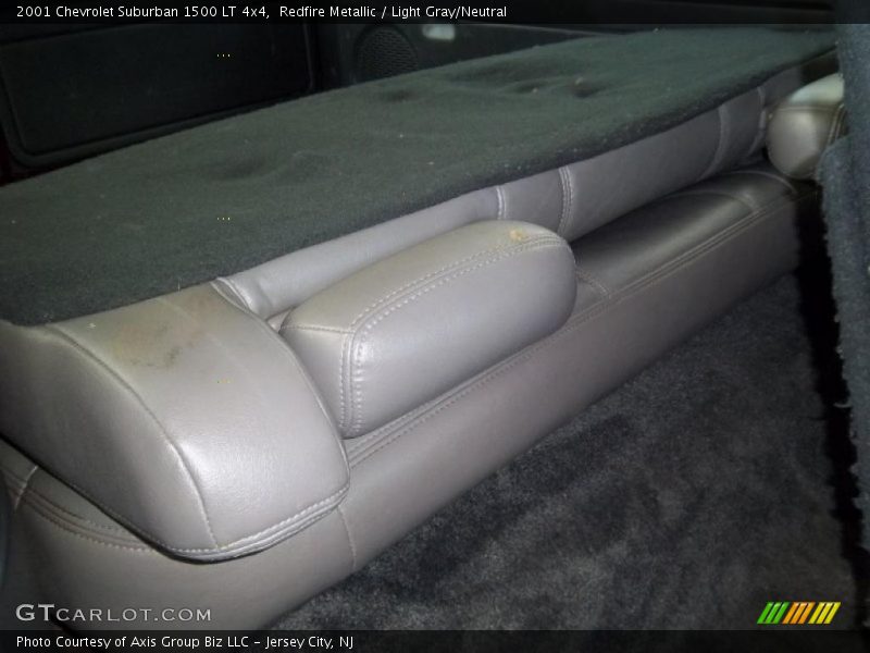 Redfire Metallic / Light Gray/Neutral 2001 Chevrolet Suburban 1500 LT 4x4