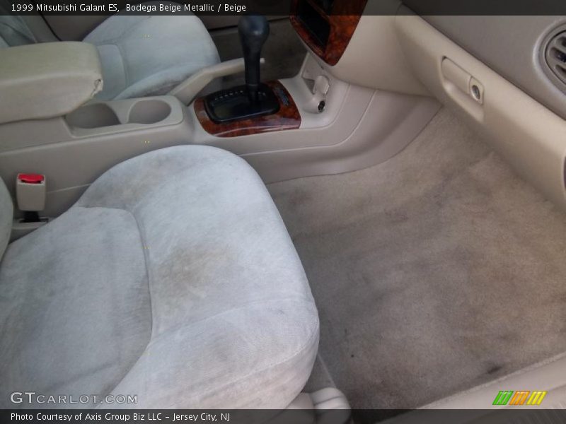 Bodega Beige Metallic / Beige 1999 Mitsubishi Galant ES