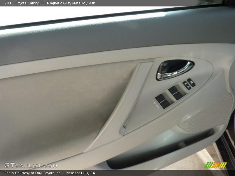 Magnetic Gray Metallic / Ash 2011 Toyota Camry LE