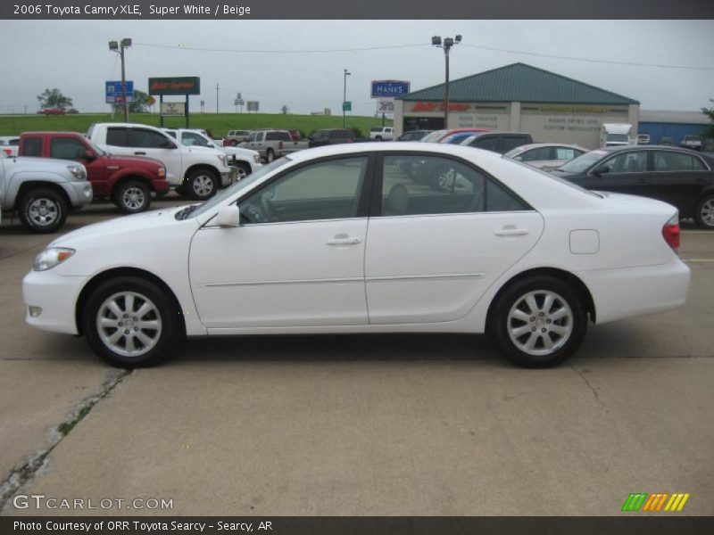 Super White / Beige 2006 Toyota Camry XLE