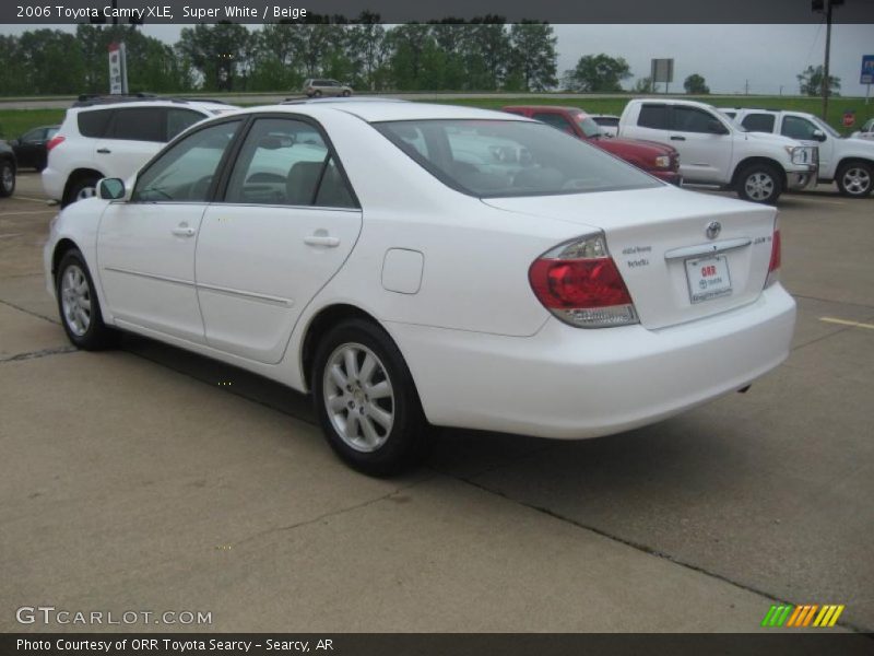 Super White / Beige 2006 Toyota Camry XLE