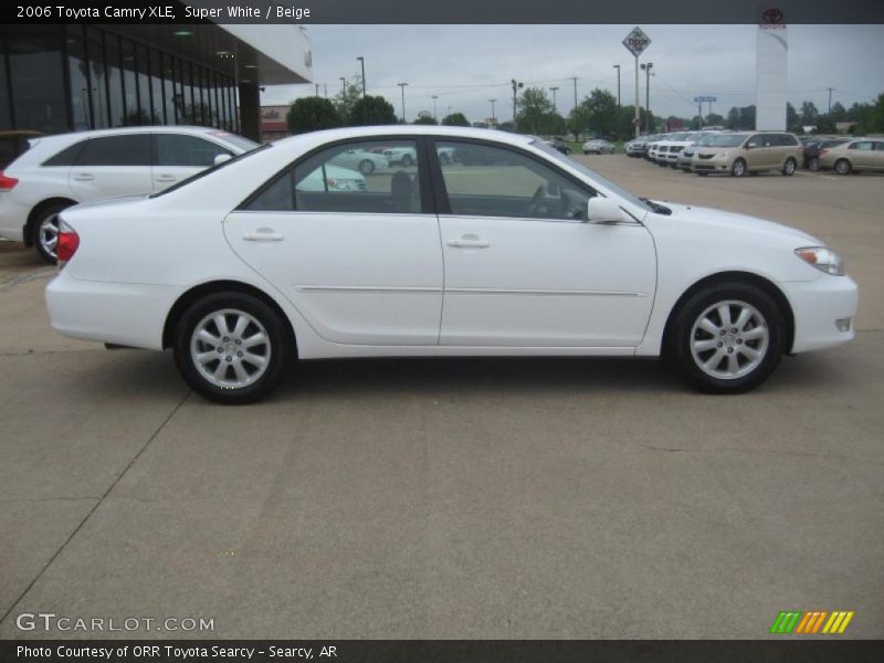 Super White / Beige 2006 Toyota Camry XLE