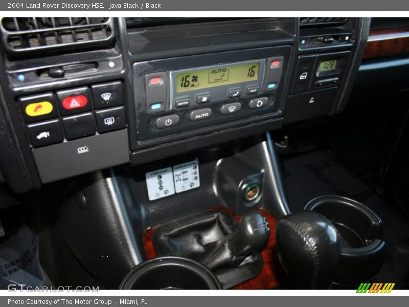 Java Black / Black 2004 Land Rover Discovery HSE