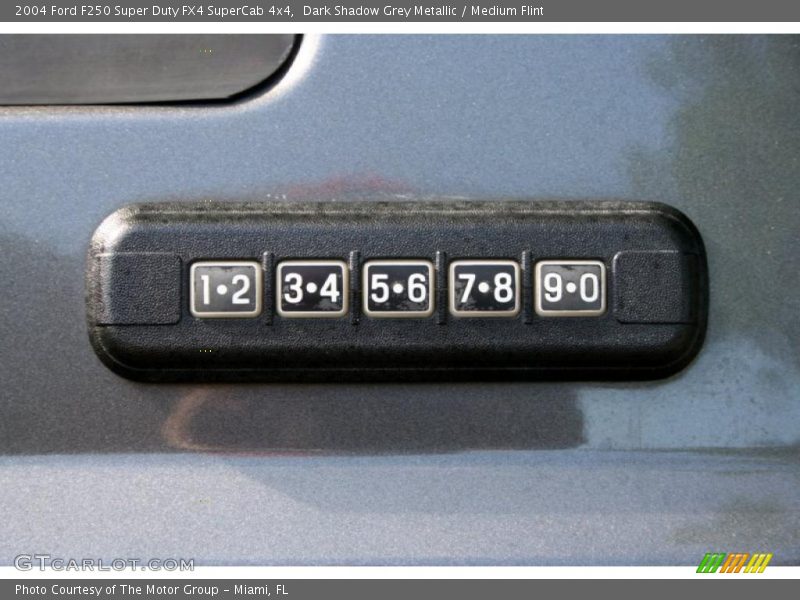 Dark Shadow Grey Metallic / Medium Flint 2004 Ford F250 Super Duty FX4 SuperCab 4x4