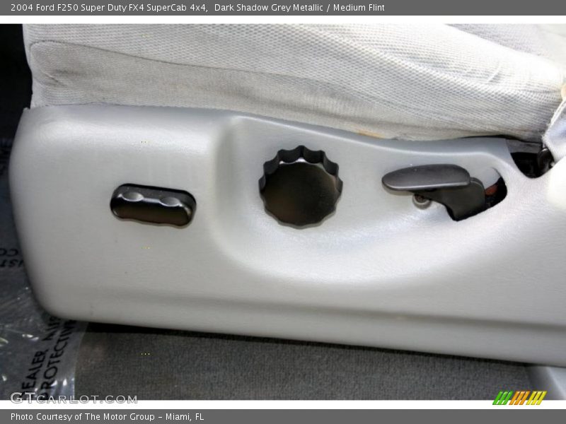 Dark Shadow Grey Metallic / Medium Flint 2004 Ford F250 Super Duty FX4 SuperCab 4x4