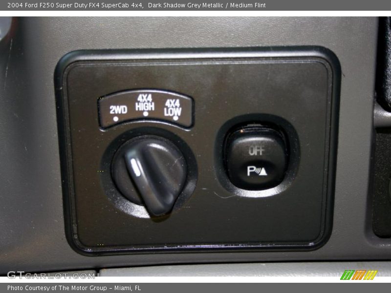 Dark Shadow Grey Metallic / Medium Flint 2004 Ford F250 Super Duty FX4 SuperCab 4x4