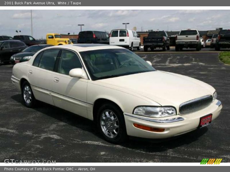 White / Taupe 2001 Buick Park Avenue Ultra