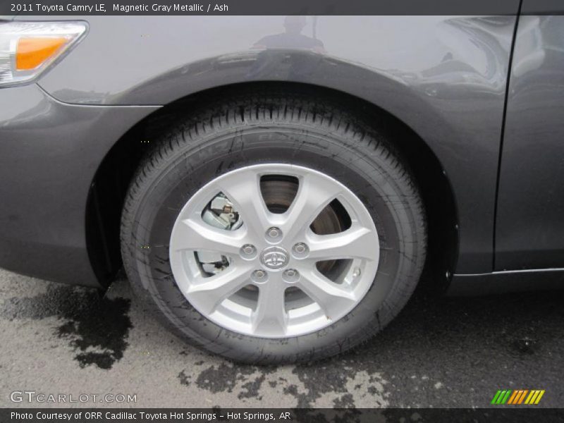 Magnetic Gray Metallic / Ash 2011 Toyota Camry LE