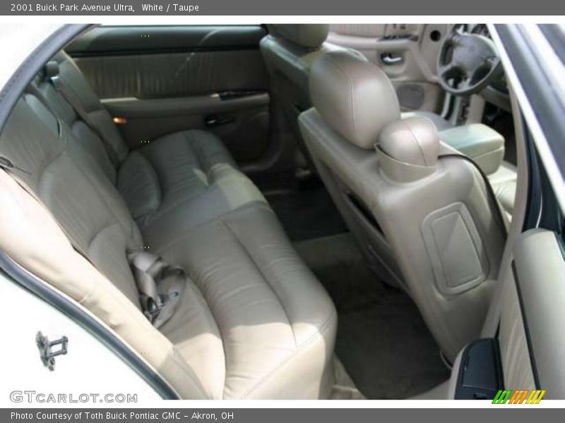 White / Taupe 2001 Buick Park Avenue Ultra
