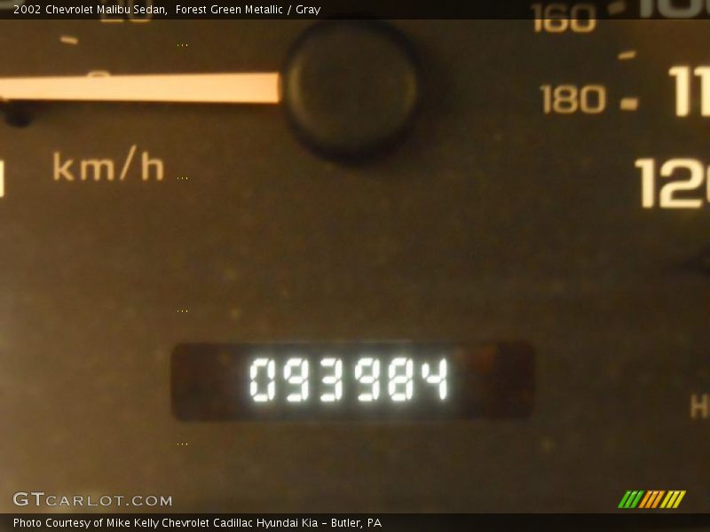 Forest Green Metallic / Gray 2002 Chevrolet Malibu Sedan