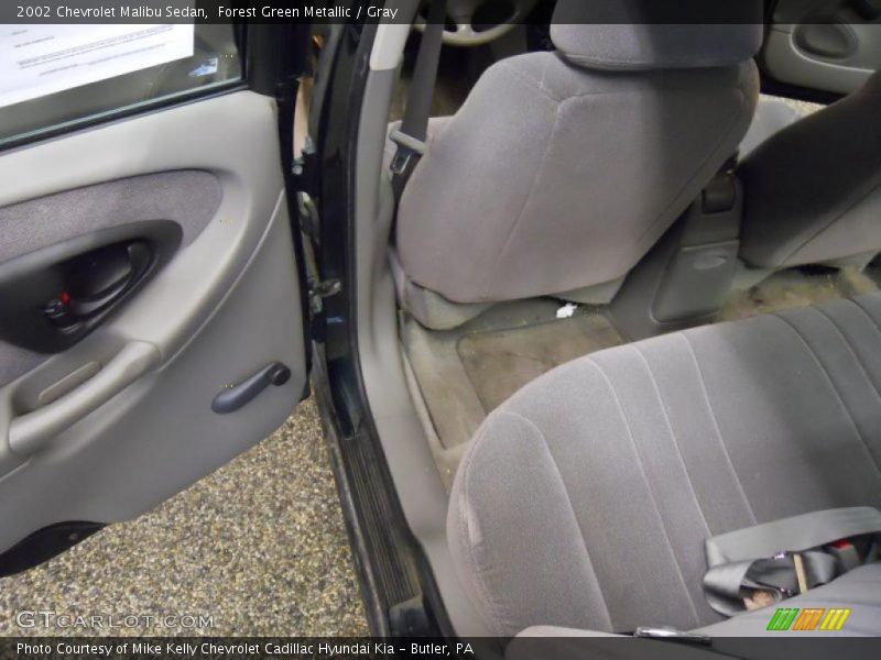 Forest Green Metallic / Gray 2002 Chevrolet Malibu Sedan