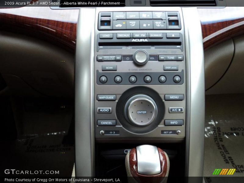 Controls of 2009 RL 3.7 AWD Sedan