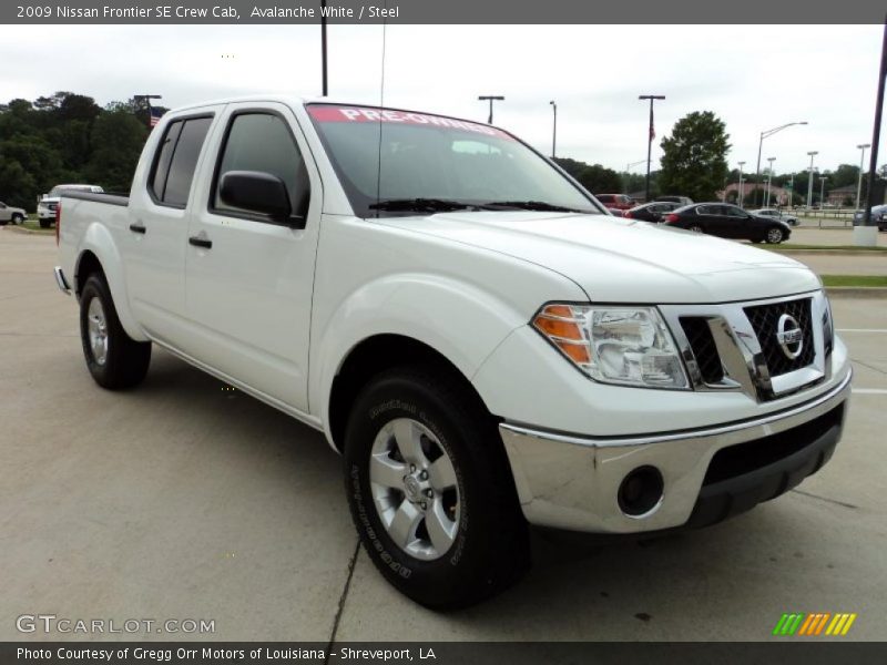 Avalanche White / Steel 2009 Nissan Frontier SE Crew Cab