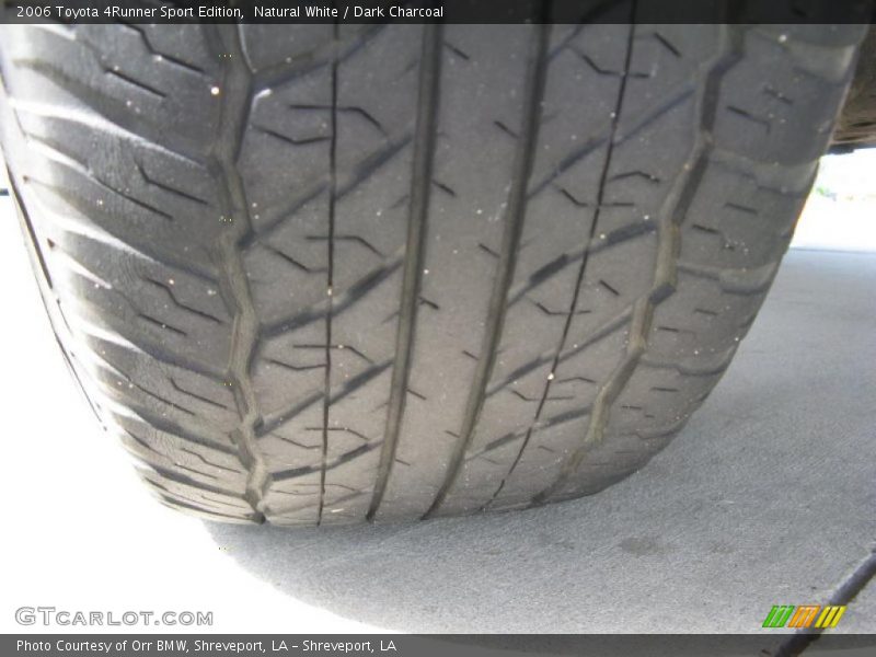 Natural White / Dark Charcoal 2006 Toyota 4Runner Sport Edition