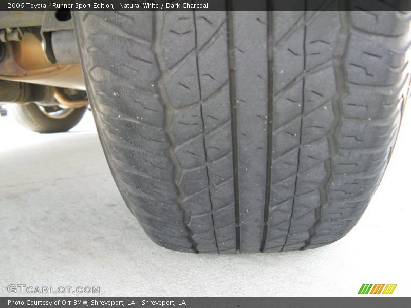 Natural White / Dark Charcoal 2006 Toyota 4Runner Sport Edition