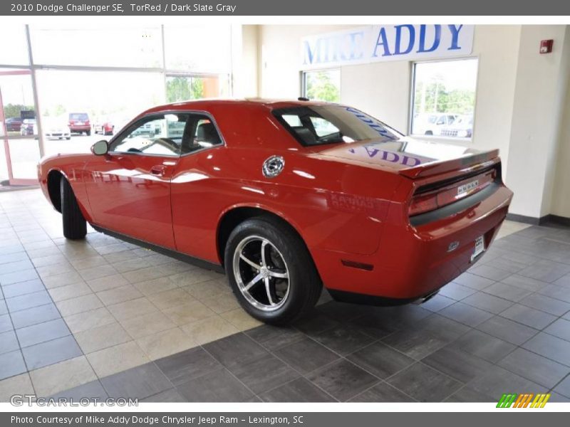 TorRed / Dark Slate Gray 2010 Dodge Challenger SE