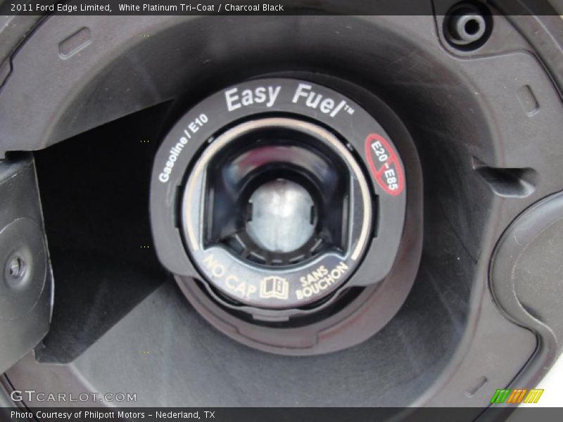 White Platinum Tri-Coat / Charcoal Black 2011 Ford Edge Limited