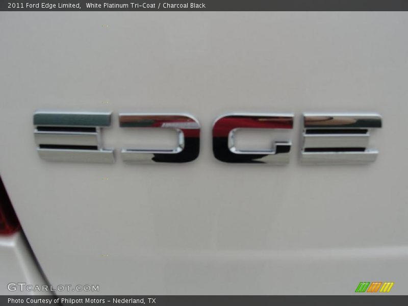 White Platinum Tri-Coat / Charcoal Black 2011 Ford Edge Limited