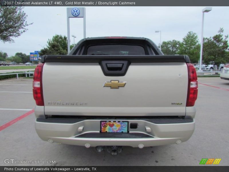 Gold Mist Metallic / Ebony/Light Cashmere 2007 Chevrolet Avalanche LT 4WD