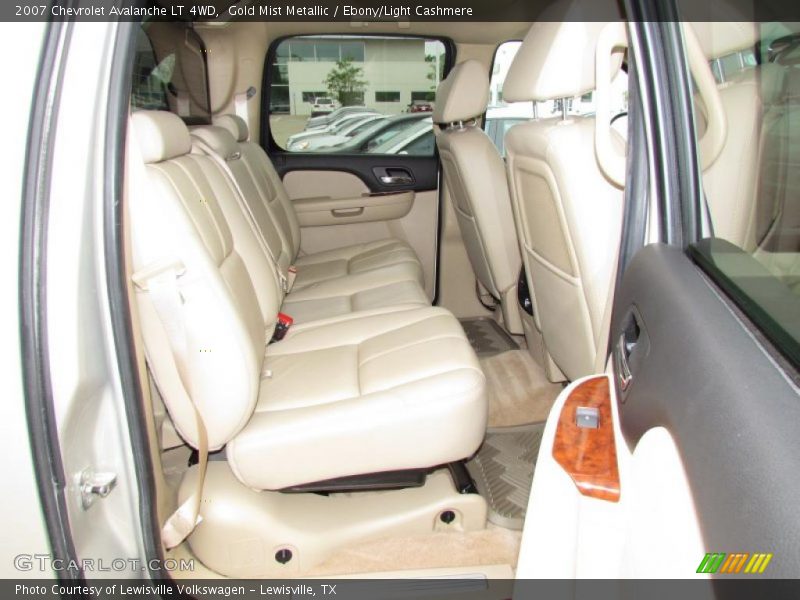 Gold Mist Metallic / Ebony/Light Cashmere 2007 Chevrolet Avalanche LT 4WD