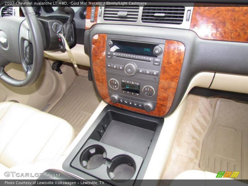 Controls of 2007 Avalanche LT 4WD