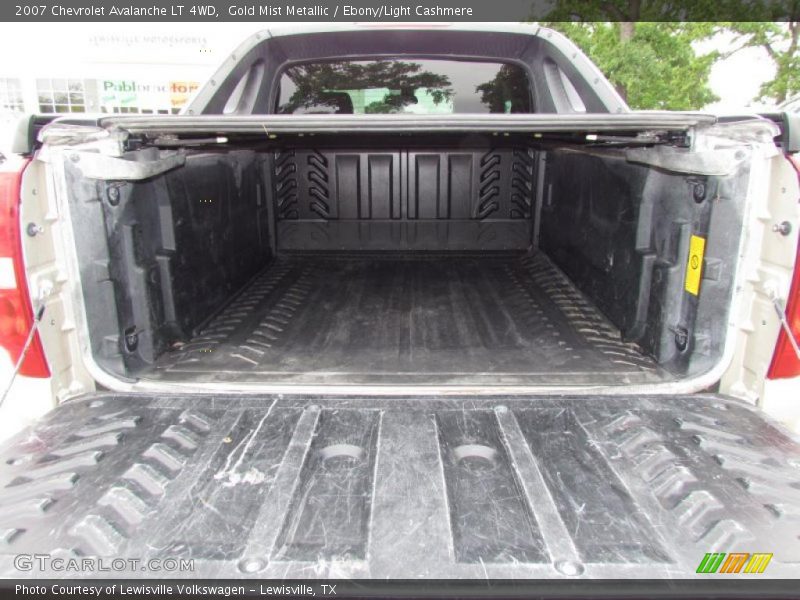 Gold Mist Metallic / Ebony/Light Cashmere 2007 Chevrolet Avalanche LT 4WD