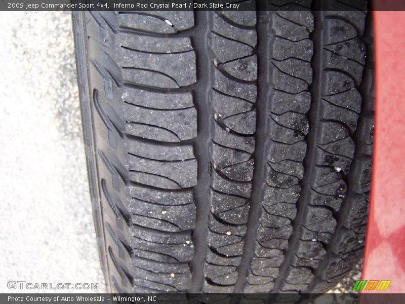 Inferno Red Crystal Pearl / Dark Slate Gray 2009 Jeep Commander Sport 4x4