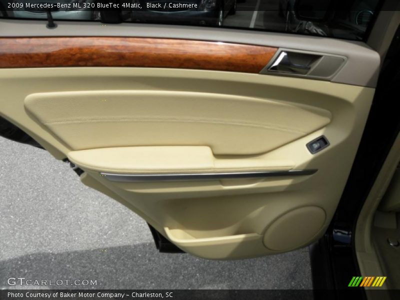 Black / Cashmere 2009 Mercedes-Benz ML 320 BlueTec 4Matic