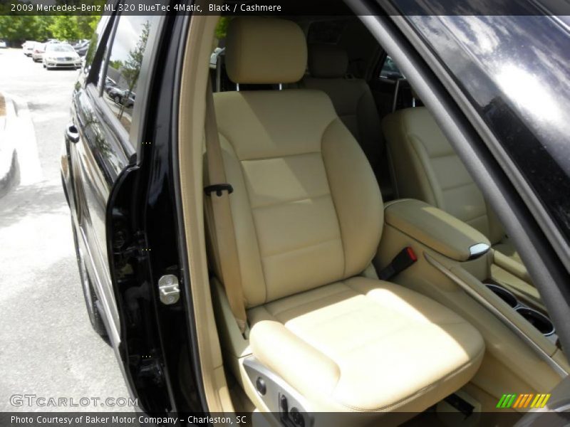 Black / Cashmere 2009 Mercedes-Benz ML 320 BlueTec 4Matic