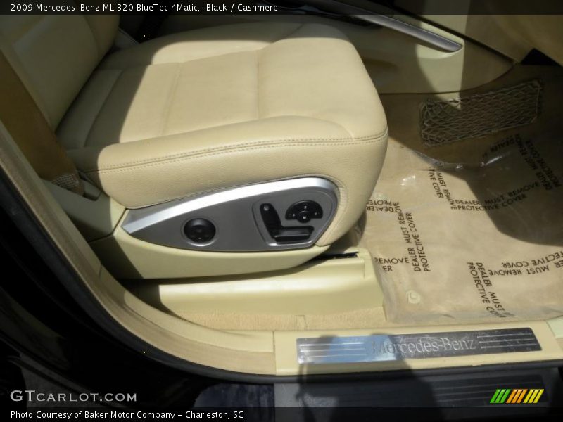 Black / Cashmere 2009 Mercedes-Benz ML 320 BlueTec 4Matic