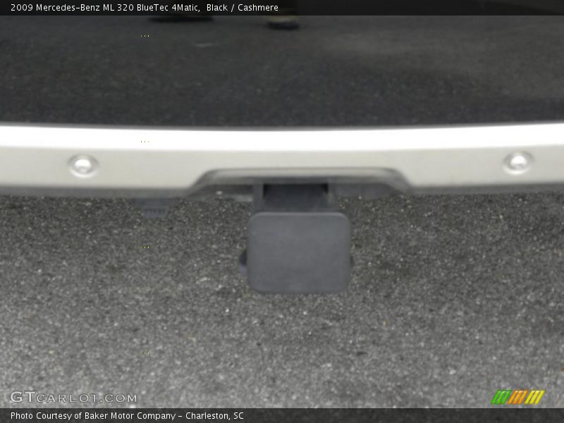 Black / Cashmere 2009 Mercedes-Benz ML 320 BlueTec 4Matic