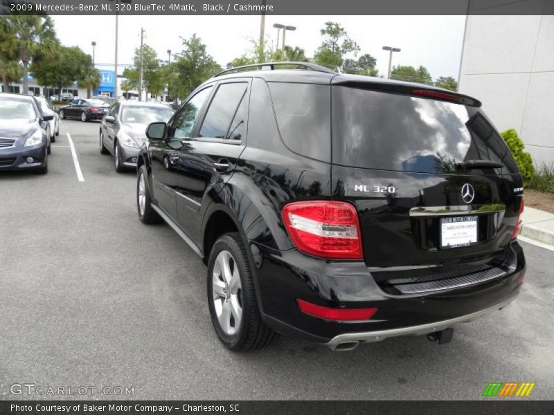 Black / Cashmere 2009 Mercedes-Benz ML 320 BlueTec 4Matic