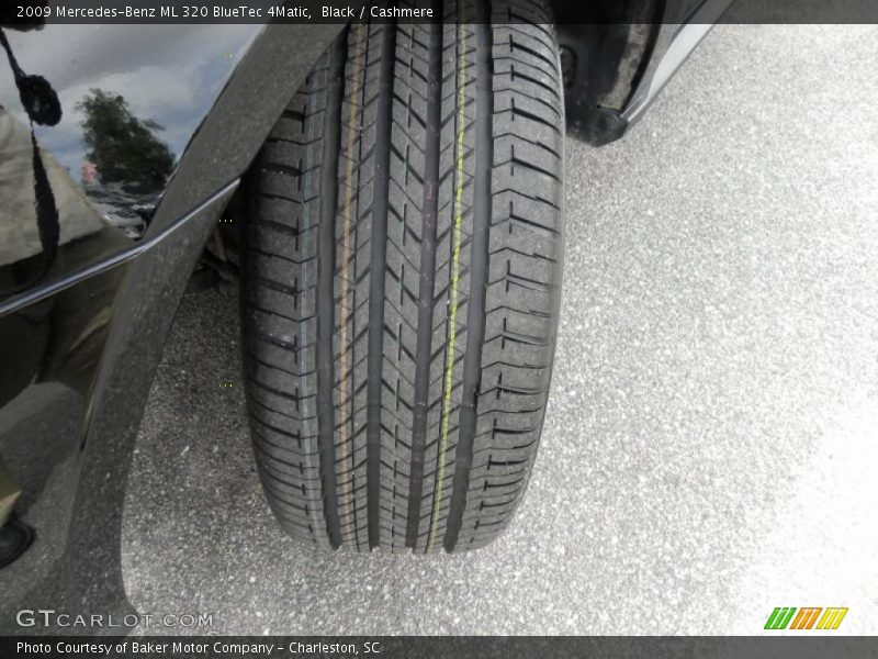 Black / Cashmere 2009 Mercedes-Benz ML 320 BlueTec 4Matic