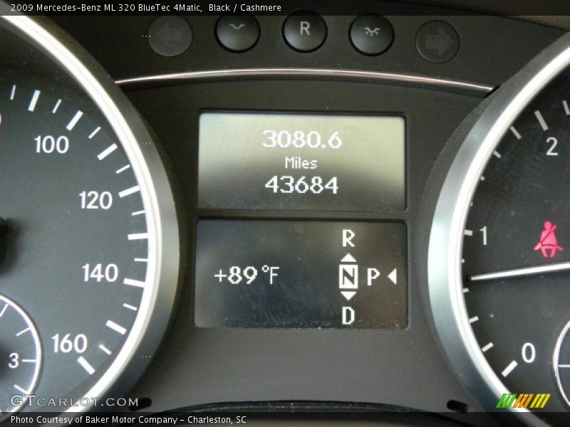 Black / Cashmere 2009 Mercedes-Benz ML 320 BlueTec 4Matic