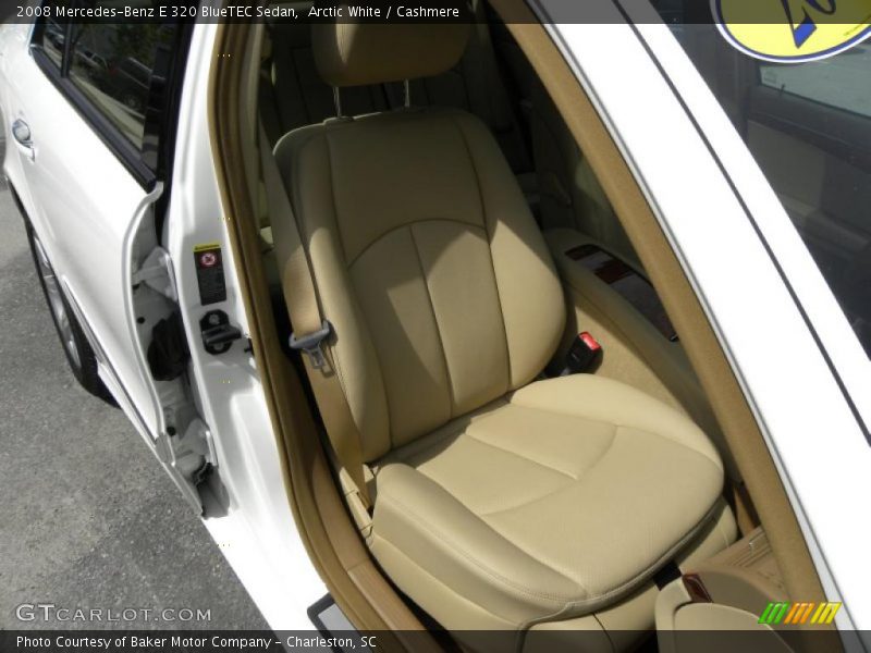 Arctic White / Cashmere 2008 Mercedes-Benz E 320 BlueTEC Sedan