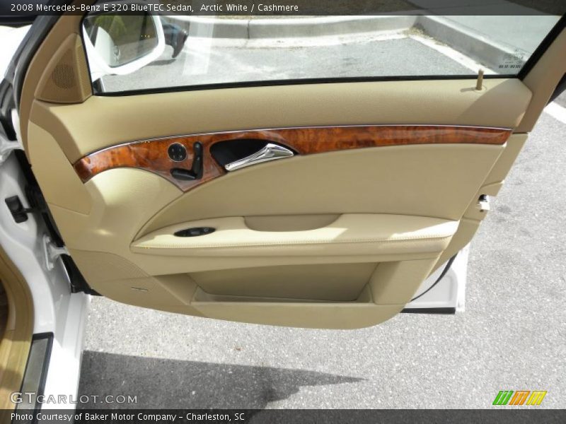 Arctic White / Cashmere 2008 Mercedes-Benz E 320 BlueTEC Sedan
