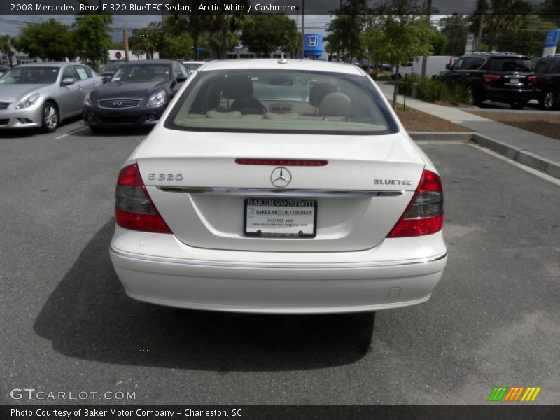 Arctic White / Cashmere 2008 Mercedes-Benz E 320 BlueTEC Sedan